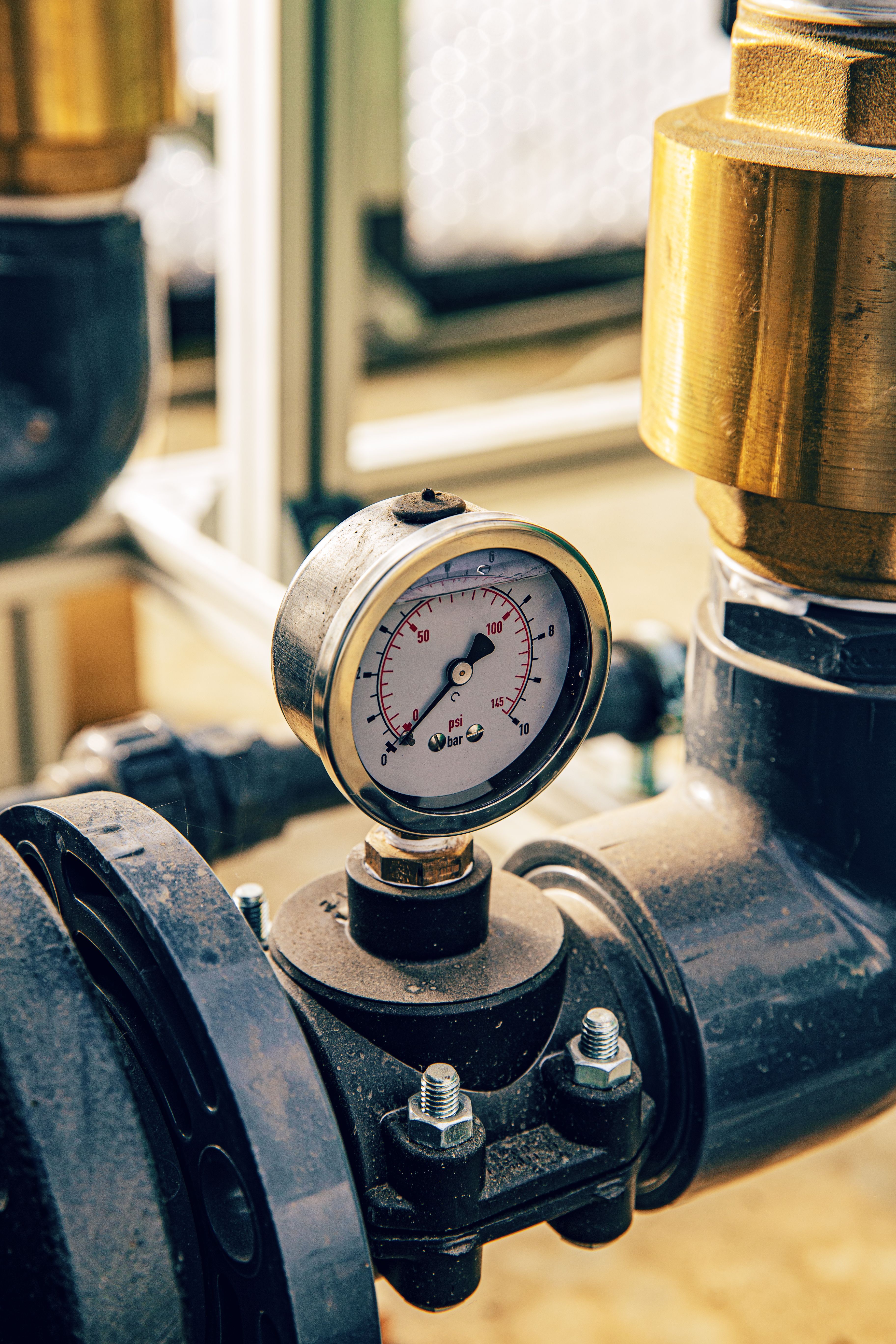 Wasserrohrbruch: Soforthilfe und was Sie im Notfall tun müssen